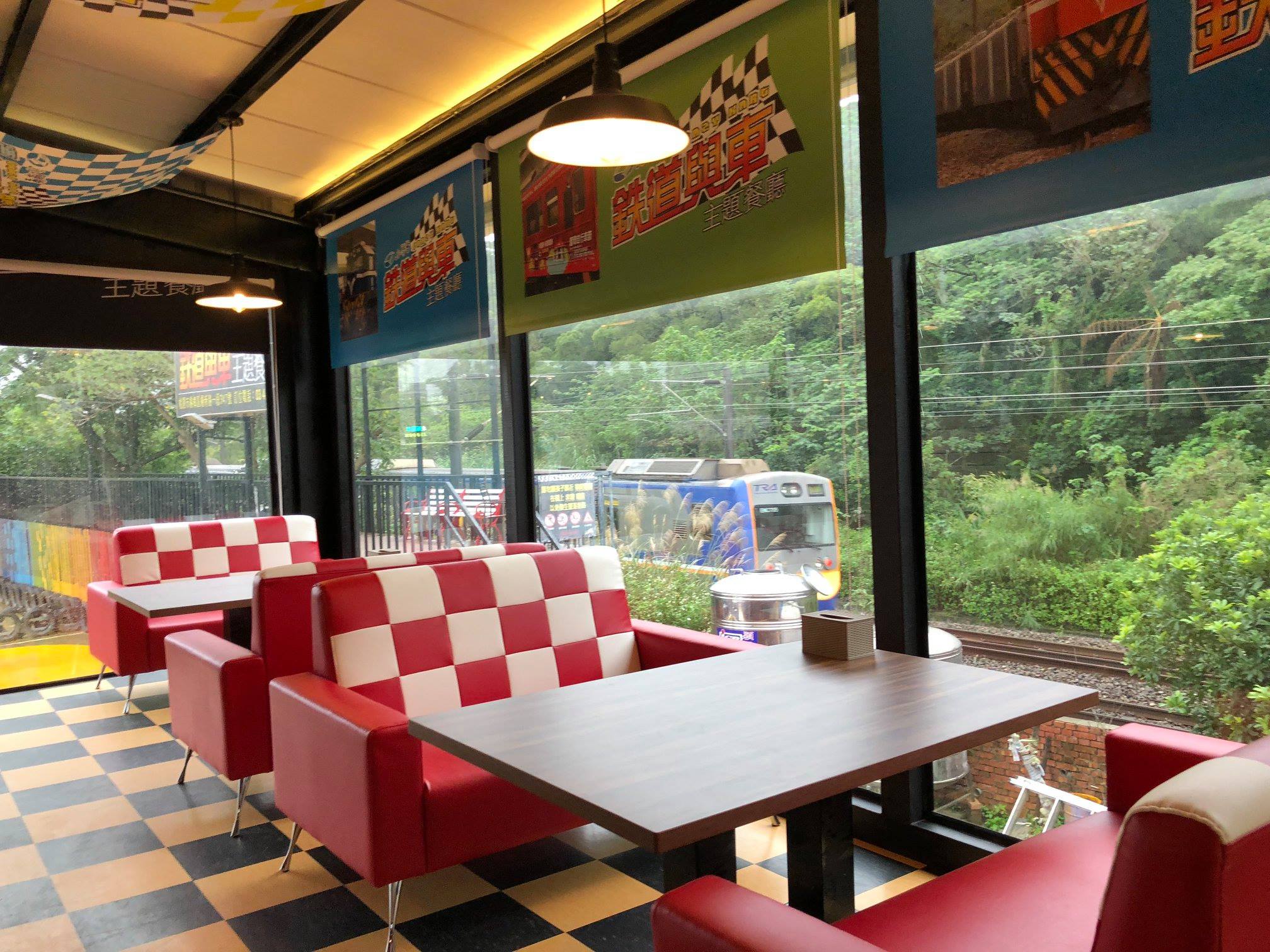 鐵道與車主題餐廳-桃園親子餐廳